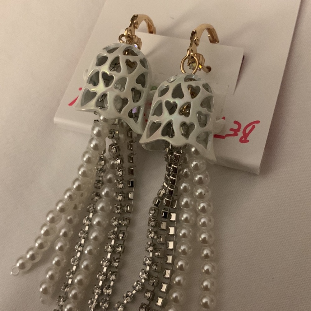 Betsey Johnson Glow in the Dark Ghost Pearl Fringe Drop Earrings - Picture 5 of 7